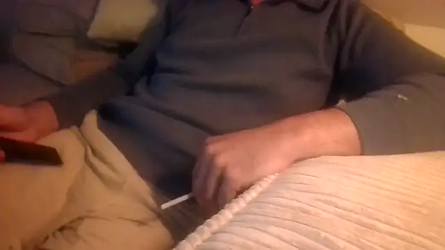 Alex the user online show from October 5, 6:50 pm