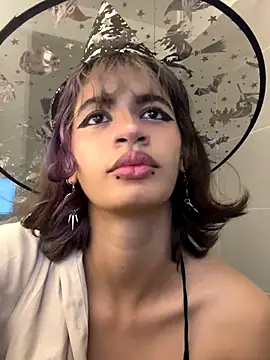 sukulaurens online show from October 20, 5:08 am