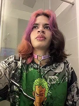 sukulaurens online show from November 30, 3:10 am