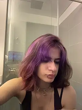 sukulaurens online show from December 18, 6:52 am