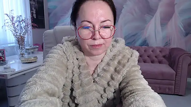 Snapshot of Arisa5000 chatting on January 19, 7:15 am Arisa5000 online show from January 19, 7:15 am