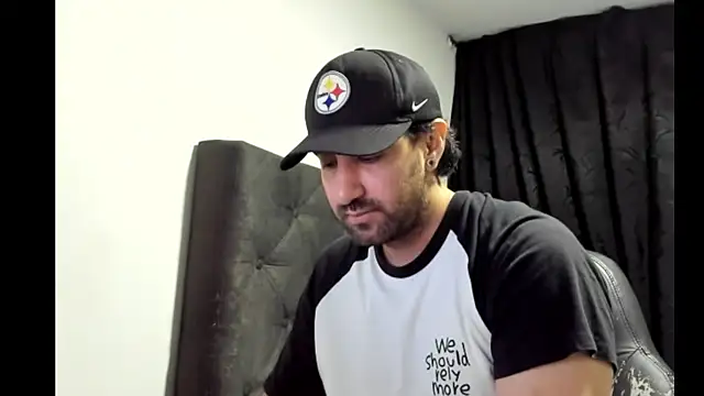 coolfriki online show from January 8, 5:10 am