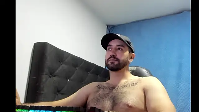 coolfriki online show from February 4, 11:42 pm