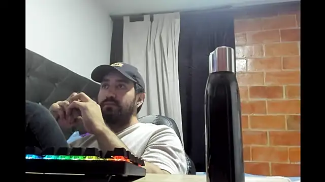 coolfriki online show from April 27, 12:19 am
