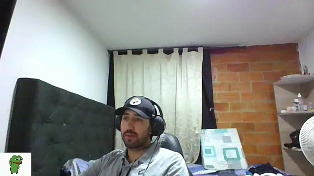 coolfriki online show from August 2, 2:54 am