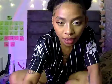 Tina Dance online show from December 18, 7:25 am