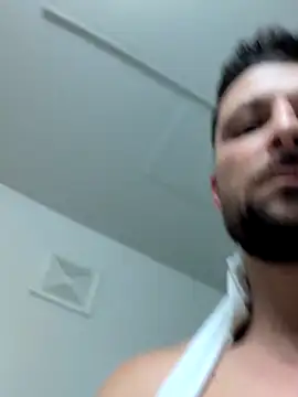 Snapshot of felipelon07 chatting on January 18, 6:17 am felipelon07 online show from January 18, 6:17 am