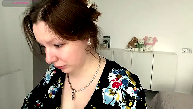 Snapshot of TamekiaSamii chatting on December 22, 8:11 am TamekiaSamii online show from December 22, 8:11 am