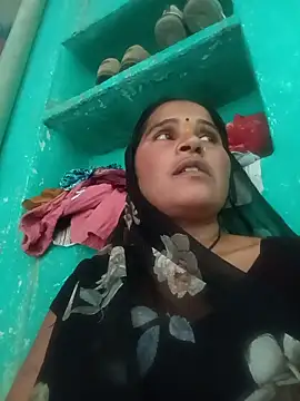 Snapshot of Nm_sanjna chatting on May 18, 4:51 am Nm sanjna online show from May 18, 4:51 am