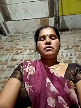 Snapshot of Nm_sanjna chatting on May 26, 11:01 pm Nm sanjna online show from May 26, 11:01 pm