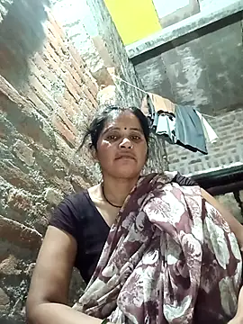 Snapshot of Nm_sanjna chatting on June 11, 11:03 pm Nm sanjna online show from June 11, 11:03 pm