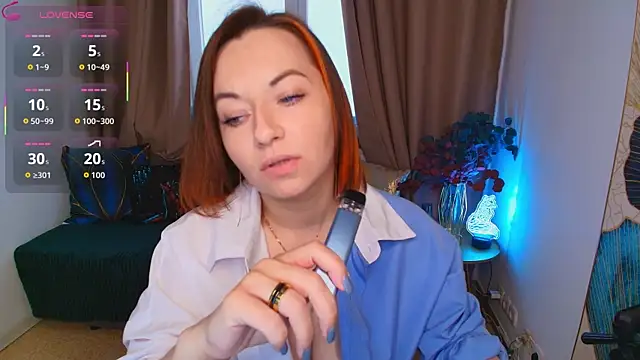 Snapshot of Serena_Foxxx chatting on May 7, 2:06 am Serena Foxxx online show from May 7, 2:06 am
