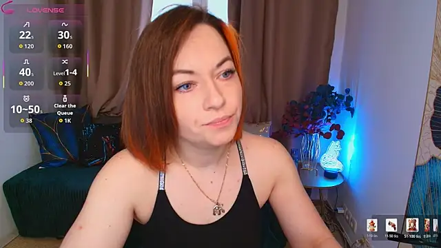 Snapshot of Serena_Foxxx chatting on May 8, 2:06 am Serena Foxxx online show from May 8, 2:06 am