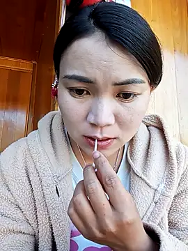 Snapshot of kun-love chatting on November 25, 5:07 am kun-love online show from November 25, 5:07 am