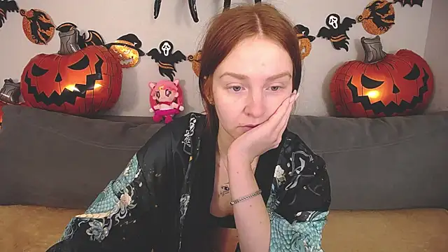 Evarey  online show from October 24, 5:26 am