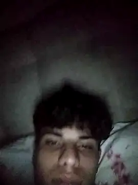 Snapshot of yusufsinss@xh chatting on November 4, 1:05 am yusufsinssxh online show from November 4, 1:05 am