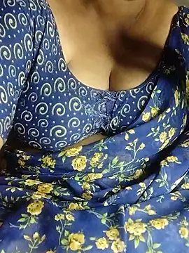 Snapshot of jwala-telugu9 chatting on May 4, 1:23 am jwala-telugu9 online show from May 4, 1:23 am