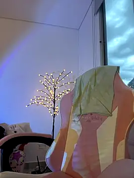 emi star online show from November 19, 10:32 pm