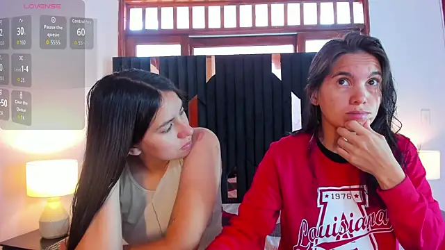 Snapshot of Sofy_and_Mia chatting on November 14, 12:26 pm Sofy and Mia online show from November 14, 12:26 pm