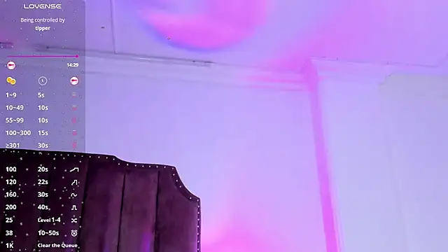 Emma Saylor online show from June 14, 2:24 am