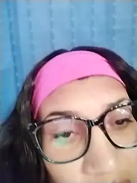 Snapshot of danita912 chatting on October 19, 9:37 pm danita912 online show from October 19, 9:37 pm