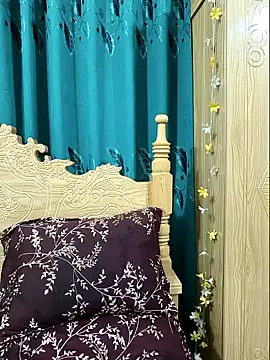 Snapshot of Beauty_Queen_Soniya chatting on May 3, 11:55 pm Beauty Queen Soniya online show from May 3, 11:55 pm
