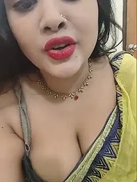 Snapshot of Beauty_Queen_Soniya chatting on July 24, 5:49 am Beauty Queen Soniya online show from July 24, 5:49 am
