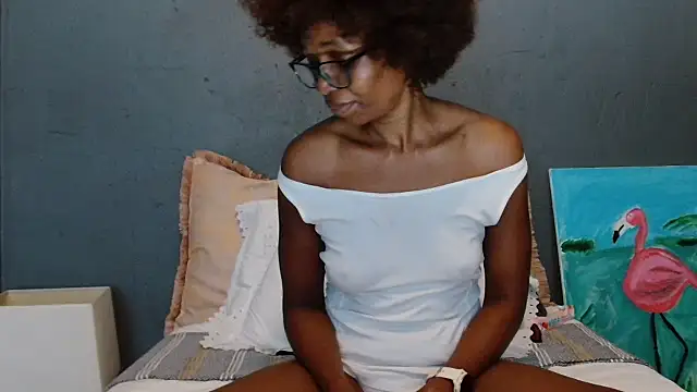 NaughtyCouga online show from November 28, 6:49 am