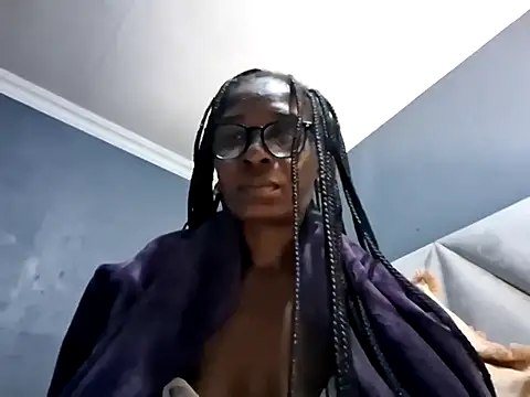 NaughtyCouga online show from June 10, 4:23 am