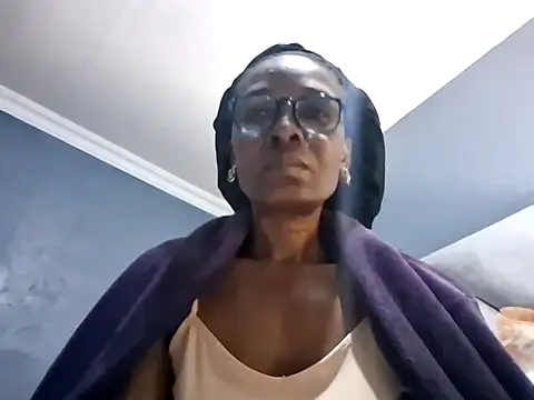 NaughtyCouga online show from June 12, 4:22 am