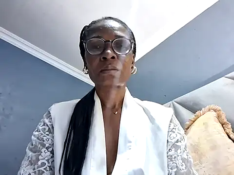 NaughtyCouga online show from June 16, 5:10 am