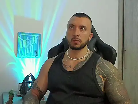 Snapshot of Dave-Max01 chatting on October 30, 12:56 am Dave-Max01 online show from October 30, 12:56 am