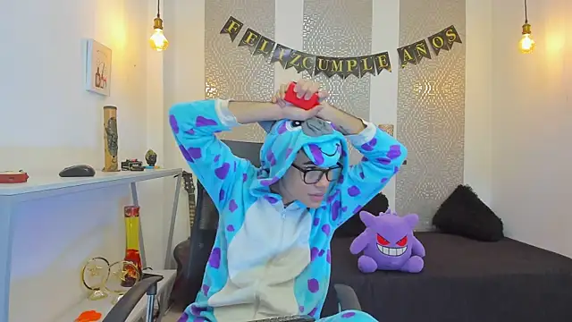 JacobBlackwell  online show from November 20, 7:24 pm