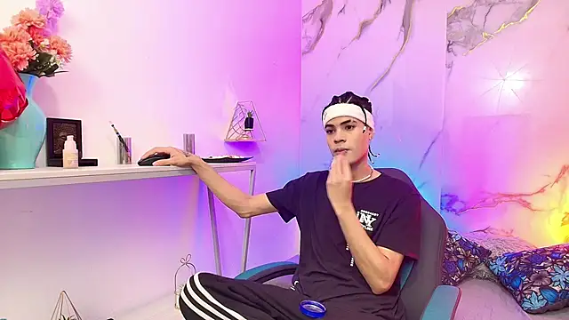 JacobBlackwell  online show from March 4, 3:34 am