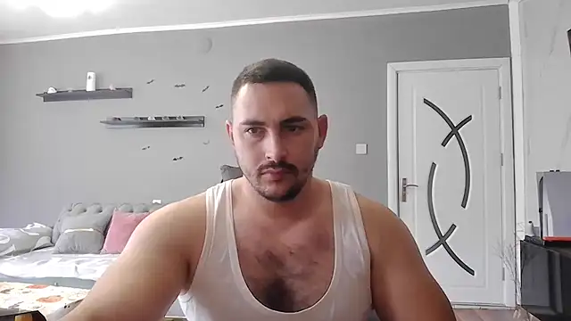 Snapshot of mastermute chatting on October 28, 10:41 am mastermute online show from October 28, 10:41 am