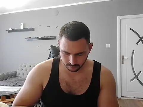 Snapshot of mastermute chatting on November 25, 10:59 am mastermute online show from November 25, 10:59 am