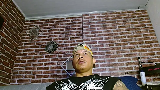 Snapshot of jordan_bigcock_ chatting on May 29, 5:16 am jordan bigcock online show from May 29, 5:16 am