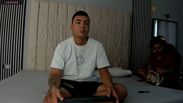 dante and kiara online show from March 12, 8:26 pm