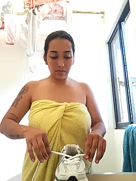 Queen sofya online show from November 26, 12:50 pm