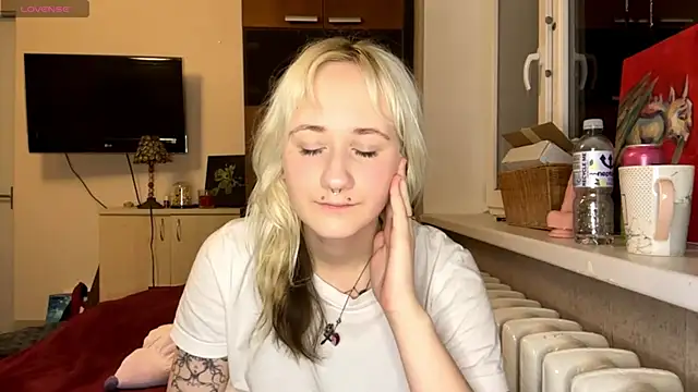 Ulemonala Cute online show from November 18, 6:34 pm