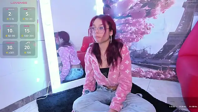 Snapshot of little_ellie_1 chatting on November 4, 7:46 pm little ellie 1 online show from November 4, 7:46 pm