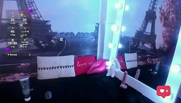 Snapshot of little_ellie_1 chatting on November 15, 7:43 pm little ellie 1 online show from November 15, 7:43 pm