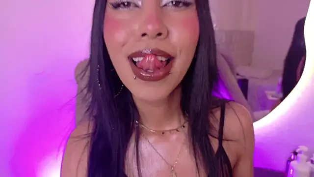 Nina fox 0691 online show from August 1, 1:05 am