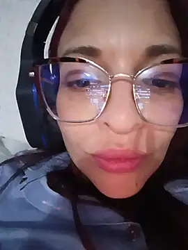 Snapshot of cerecita_anna chatting on July 31, 12:32 am cerecita anna online show from July 31, 12:32 am