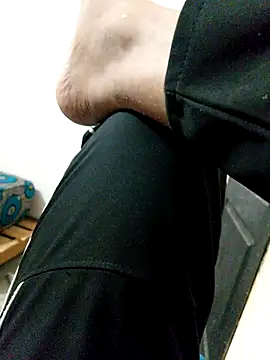 Snapshot of latarak321 chatting on October 29, 5:58 pm latarak321 online show from October 29, 5:58 pm