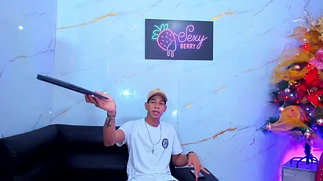 Little nicoll online show from December 1, 10:26 pm