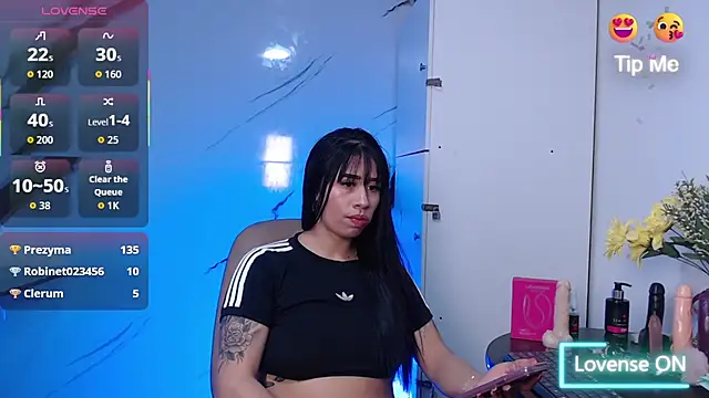 Snapshot of -HelloKitty_ chatting on October 7, 8:44 am -HelloKitty online show from October 7, 8:44 am