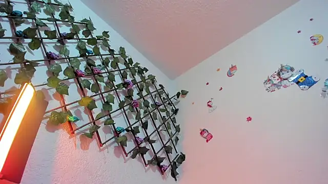 Snapshot of Lilith_salvatoree chatting on October 30, 1:45 pm Lilith salvatoree online show from October 30, 1:45 pm