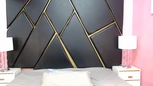 Snapshot of Alex_Millerss chatting on December 4, 11:46 pm Alex Millerss online show from December 4, 11:46 pm