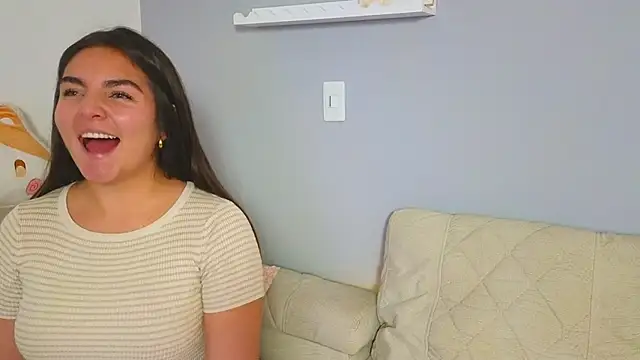 Snapshot of Ambeer_star chatting on December 5, 3:37 am Ambeer star online show from December 5, 3:37 am